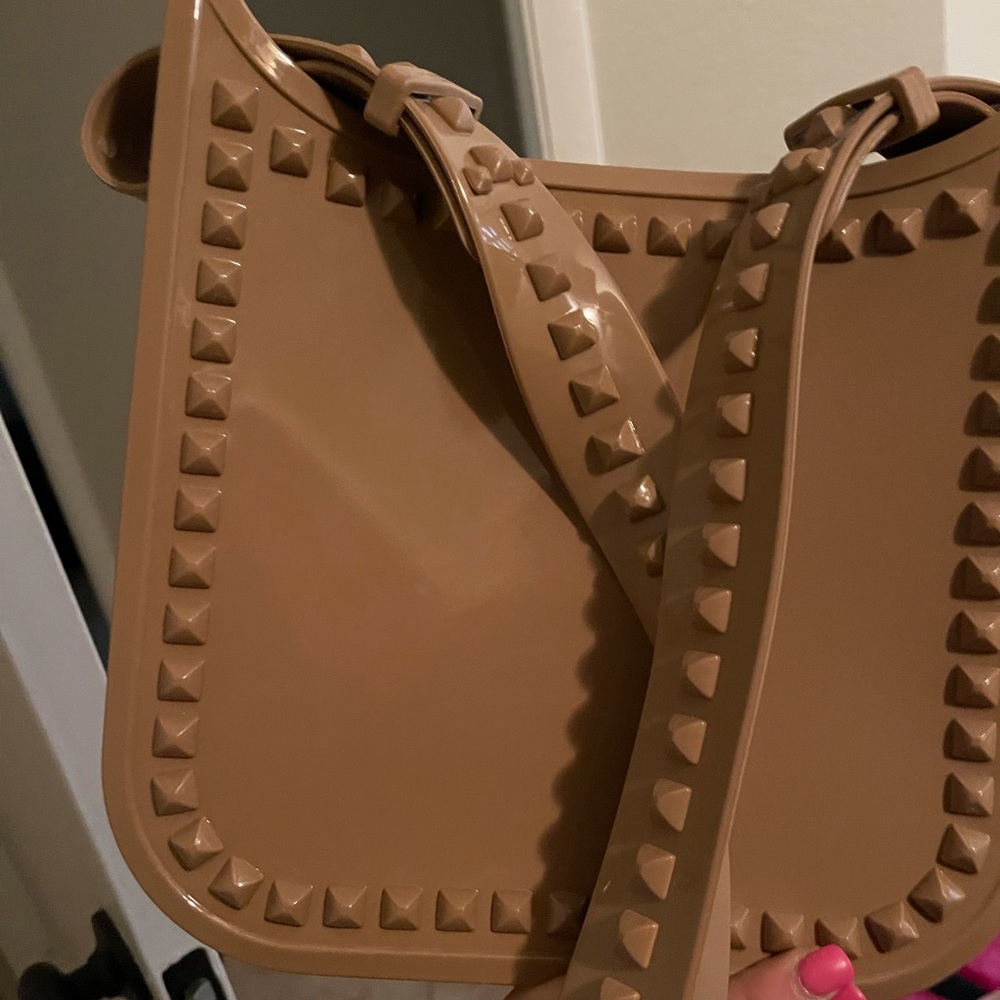 Brand new tan Carmen Sol large crossbody